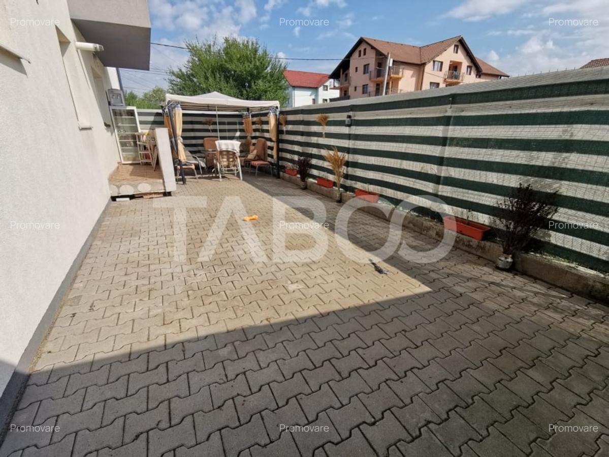 Apartament cu 2 camere decomandate si gradina de 48 mp - 4