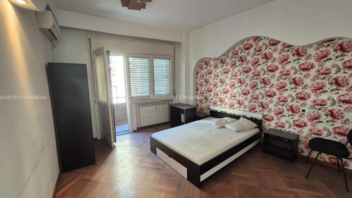 Apartament cu 3 camere 103,78 mp - piata Romana - 3