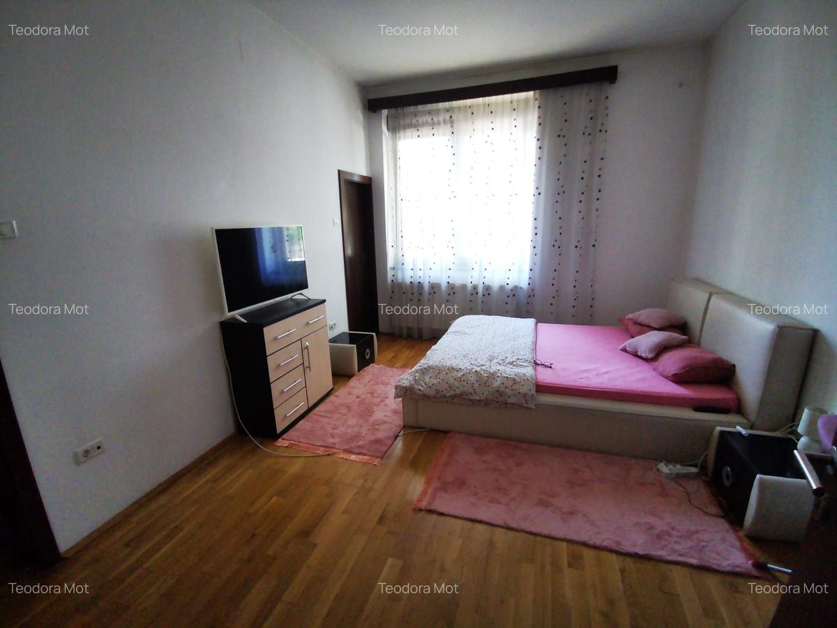 Casă cu 6 camere în Bogdăneștilor - 15