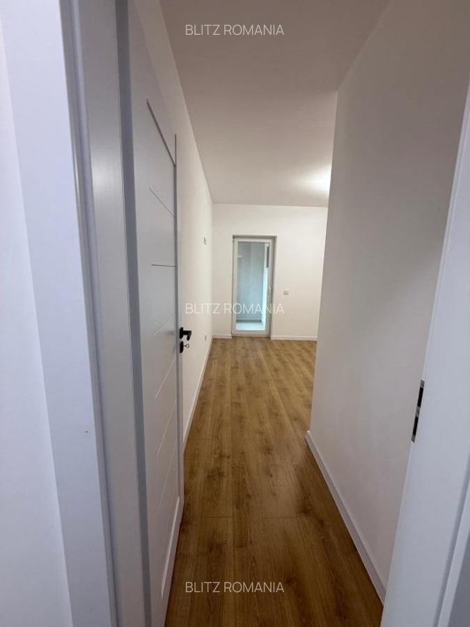 Apartament de vanzare, cu 3 camere, 69 mp, zona Calea Surii Mici - 5