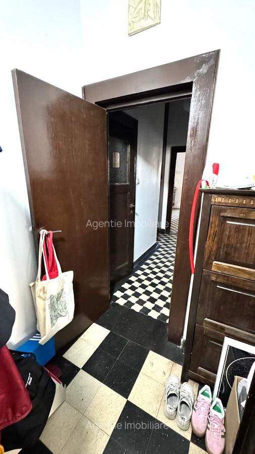 4 camere Magheru, interbelic, circular,2 balcoane, 2 băi geam, terasă, boxă, ASE - 22