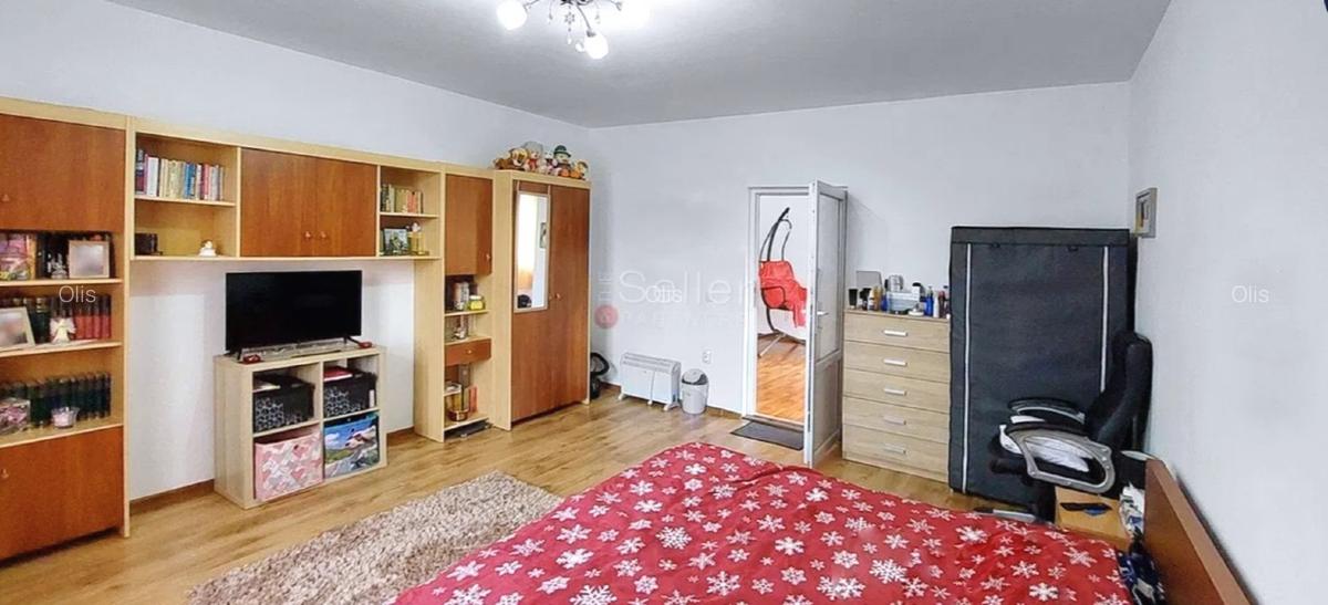 VÂND CASĂ CU CURTE, la Tecuci - 2