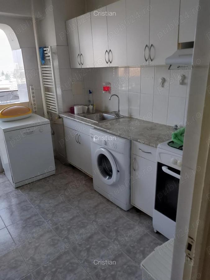 Inchiriez ap. 2 cam. zona Panduri, Bucuresti, et. 6 ,liber - 1