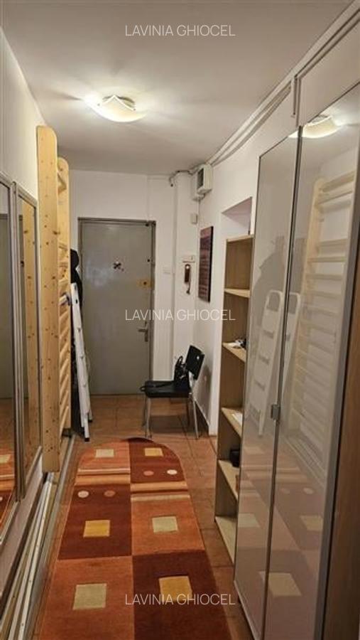 Piata Muncii-Calea Calarasi, apartament 3 camere, decomandat, mobilat-utilat, bl - 21