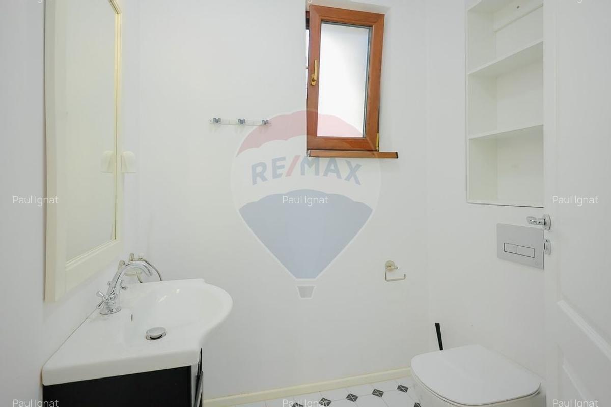 Apartament cu 3 camere de vanzare in zona Ultracentral - 3