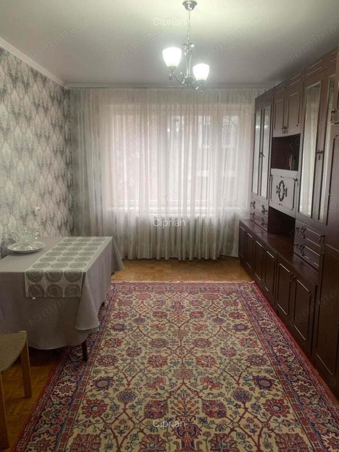 Ofer spre inchiriere apartament cu 3 camere in zona Colentina - 1
