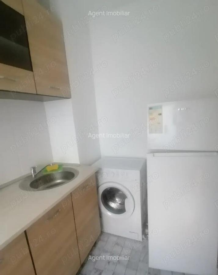 Dristor etaj 3 semidecomandat - 4