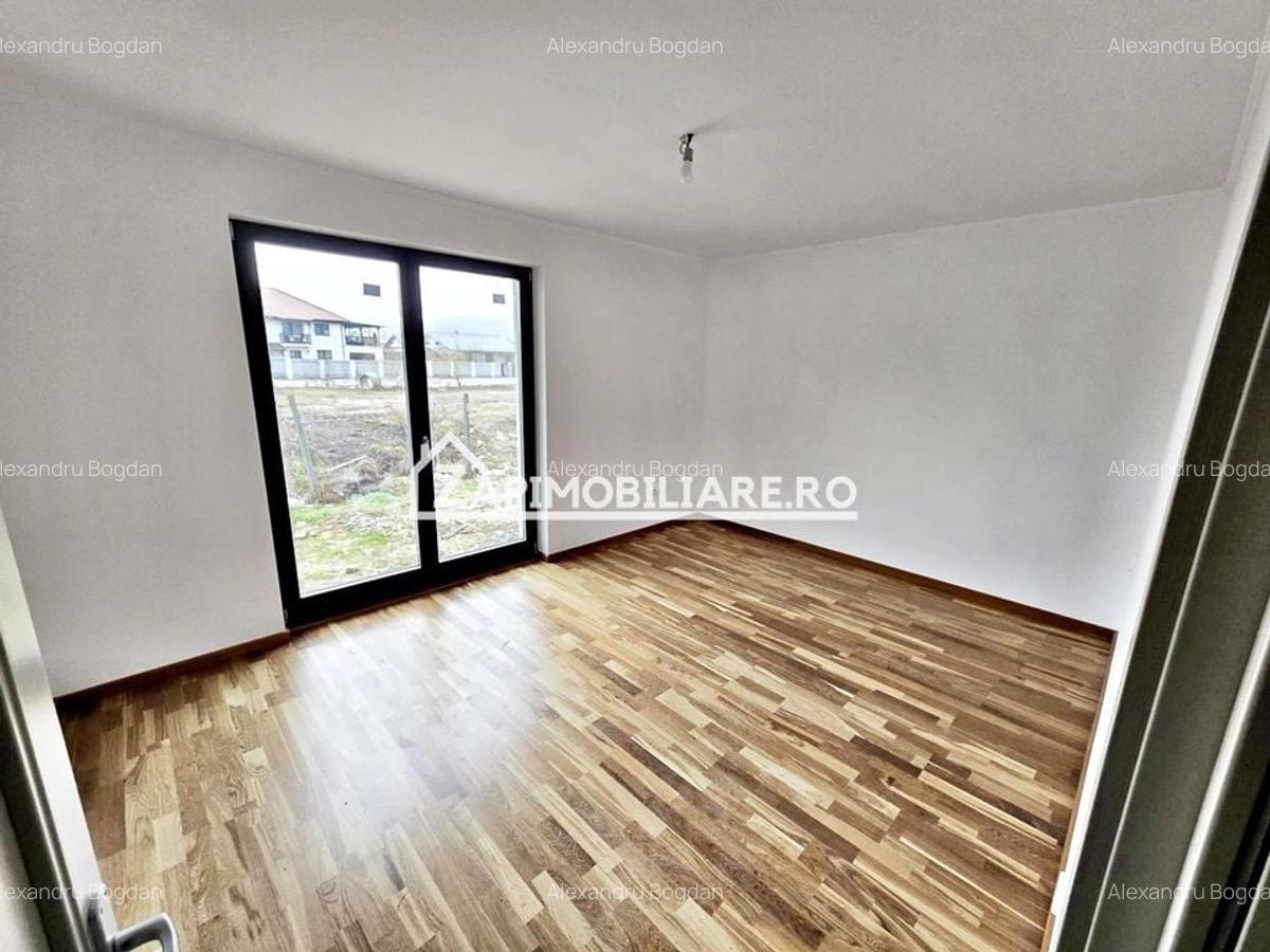 Casa la cheie 150mp 4 camere,2 băi,700mp teren,Livezeni - 5