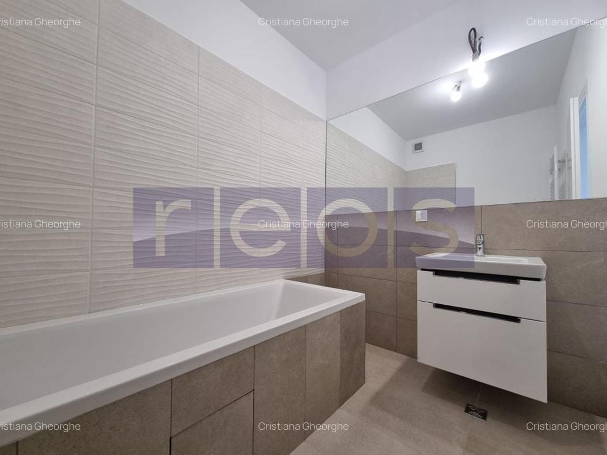 Apartament cu 3 camere decomandat, mobilat în Băneasa - 20