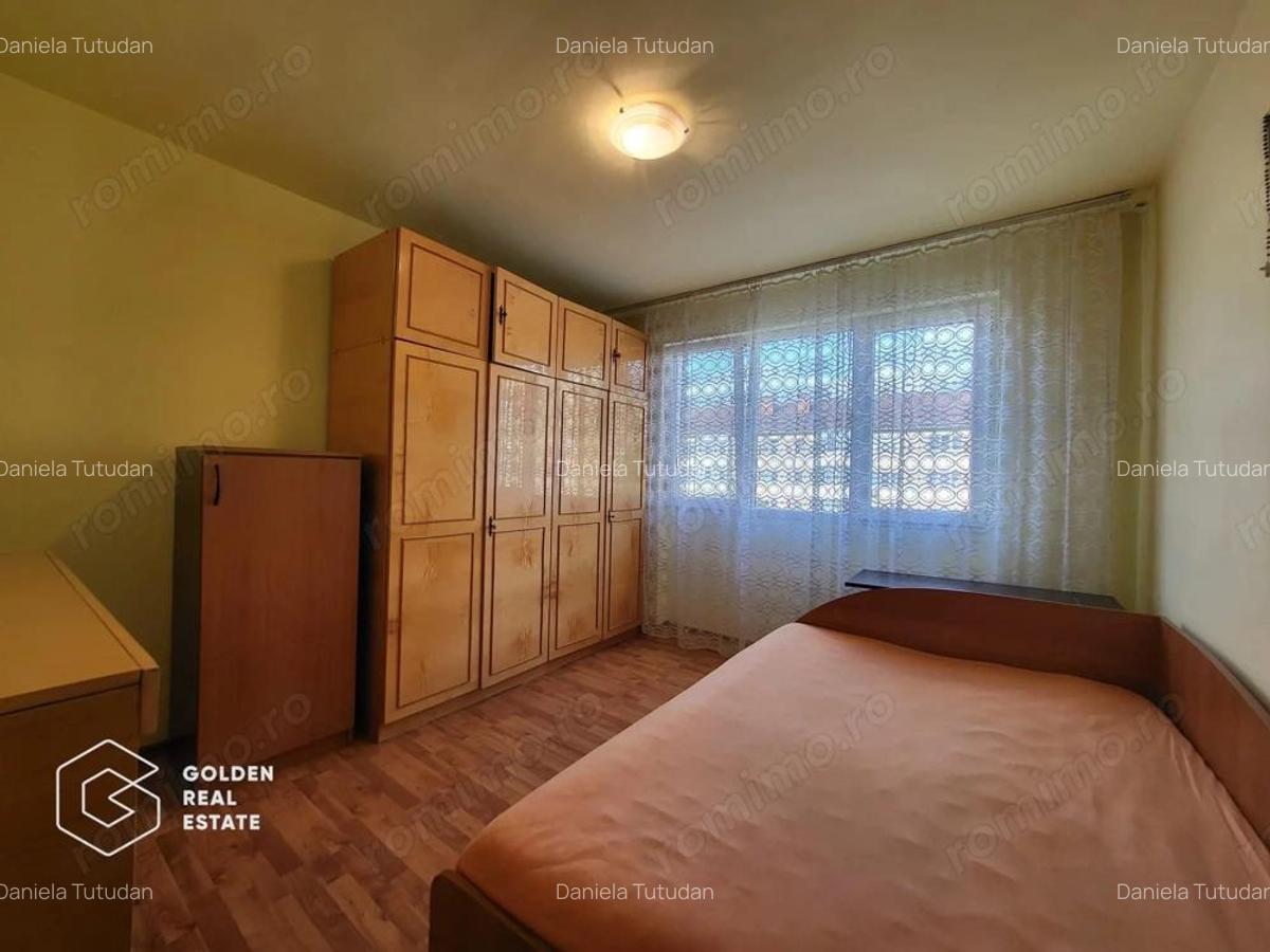 Apartament 3 camere, oras Lipova - 4