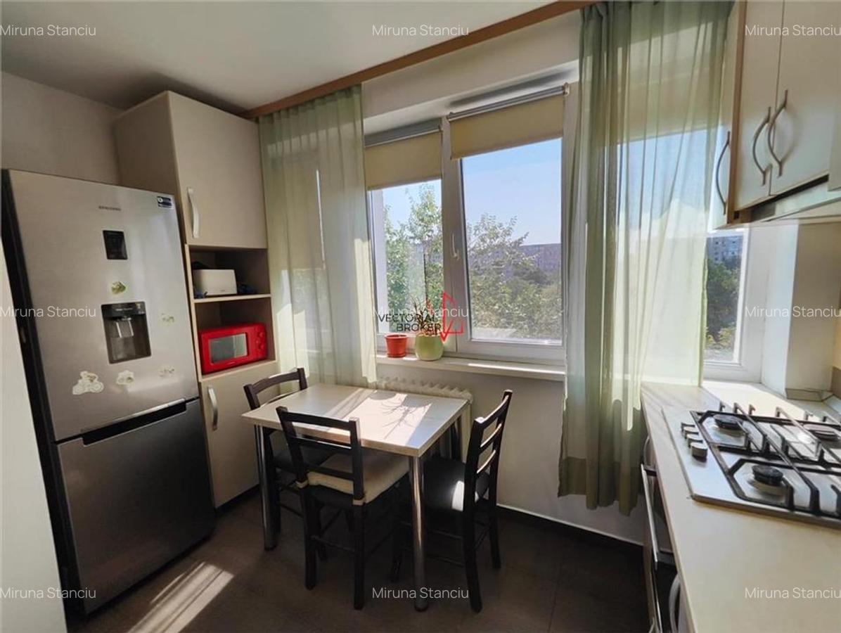 Vanzare apartament 3 camere in Titan-  7 min Metrou !!! - 10