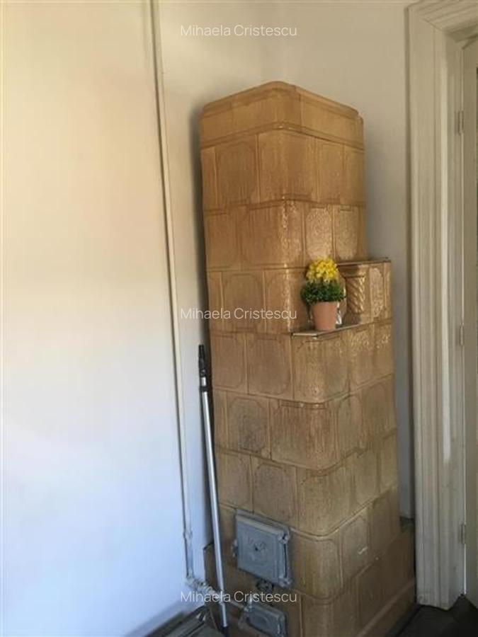 Apartament cu 3 camere circular în 13 Septembrie - 17
