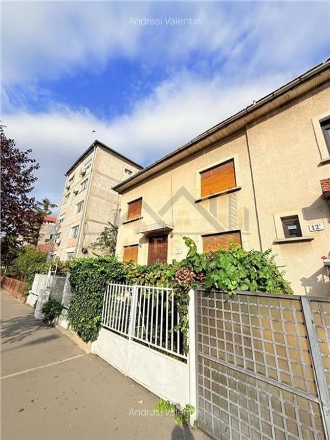 Casa individuala 9 camere, 3 bai, garaj, teren 350 mp - Zona Cetatii/ Hotel MERC - 3 Casa individuala 9 camere, 3 bai, garaj, teren 350 mp - Zona Cetatii/ Hotel MERC - 3