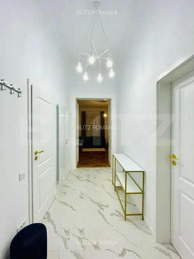Apartament cu 3 camere, 58mp, zona Centrala - 1