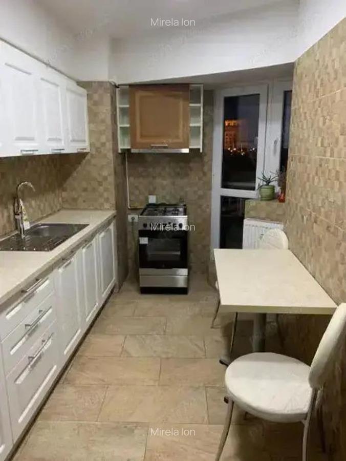 Vanzare Apartament 2 Camere Casa Poporului - 5