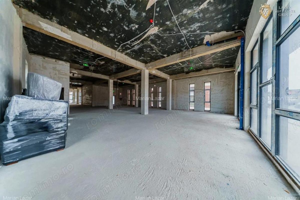 Spatiu Comercial Premium 370 mp, Vitrina 13 m, 3 Intrari Adora Par - 17