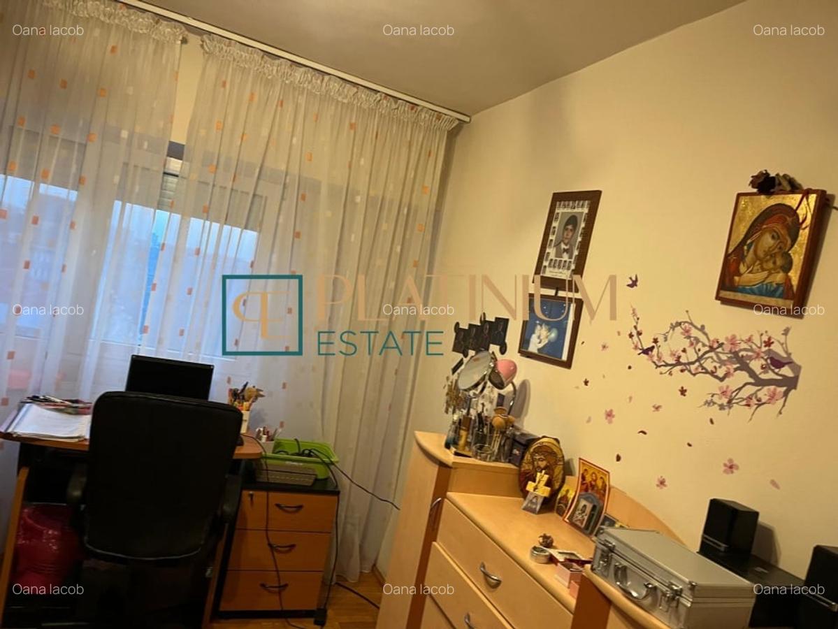 P4577 Apartament  3 camere DECOMANDAT pe Ștefan cel Mare, CENTRALA PROPRIE - 4
