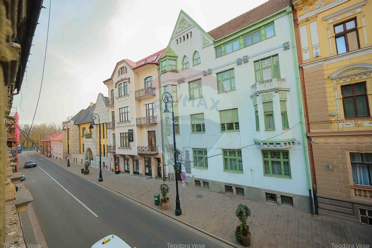 Apartament cu 2 camere de vanzare, cladire istorica, ultracentral - 23