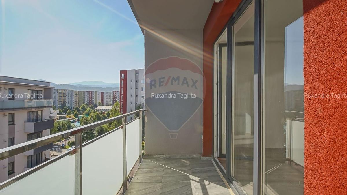 Apartament nelocuit cu priveliste deosebita|parcare|boxa - 13