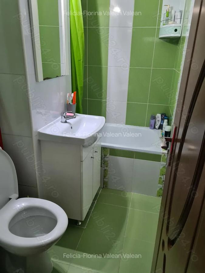 Apartament de vanzare - 4