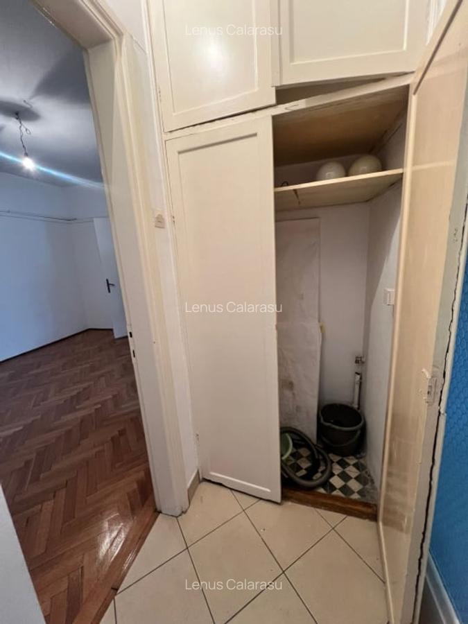 Vanzare 4 camere in vila Piata Izvorul Rece - 9