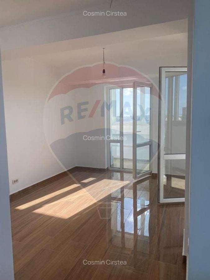DE VANZARE Apartament cu 4 camere in zona Straulesti - 4
