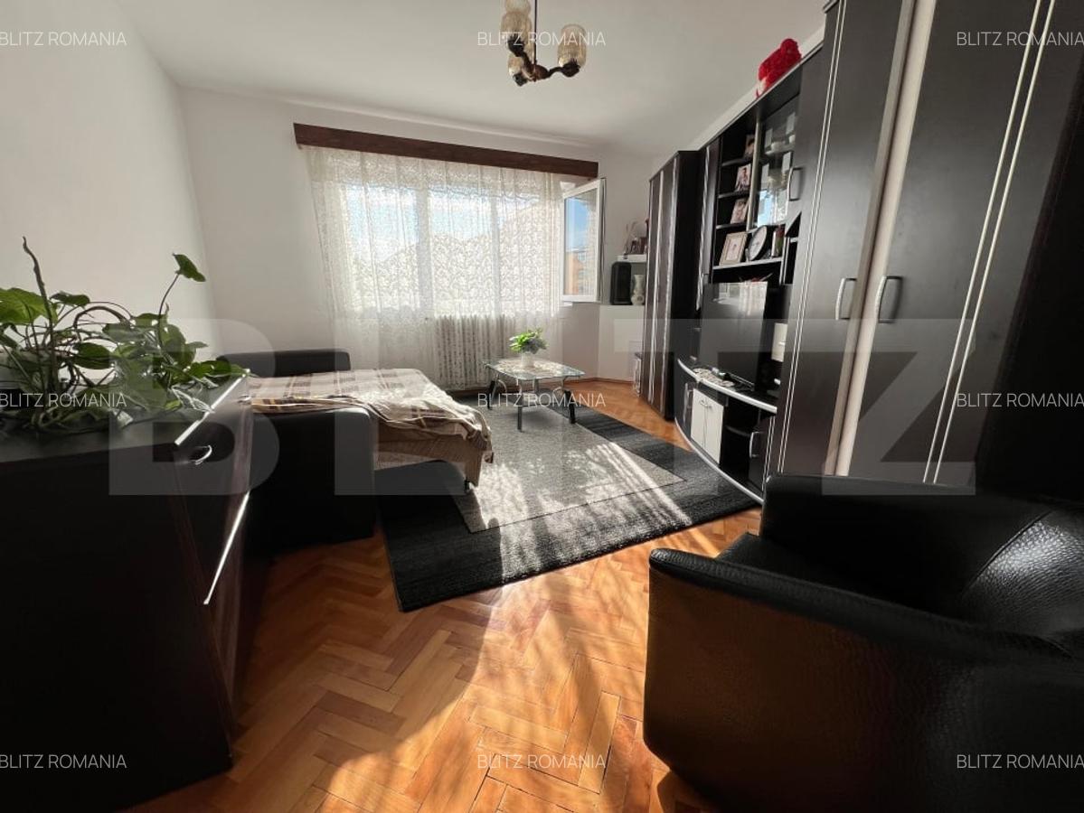 Apartament spatios cu 3 camere decomandate - 4