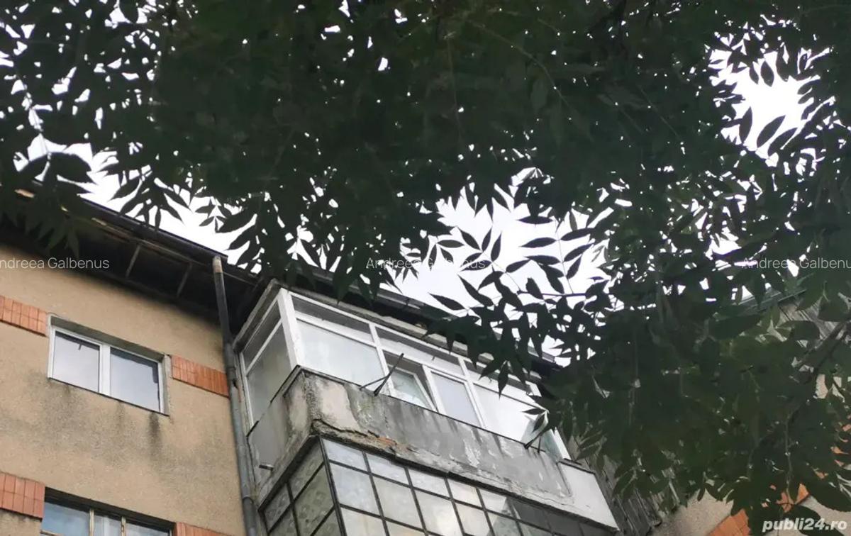Apartament 3 camere, etaj 3, decomandat, bilateral cu 2 balcoane - 2