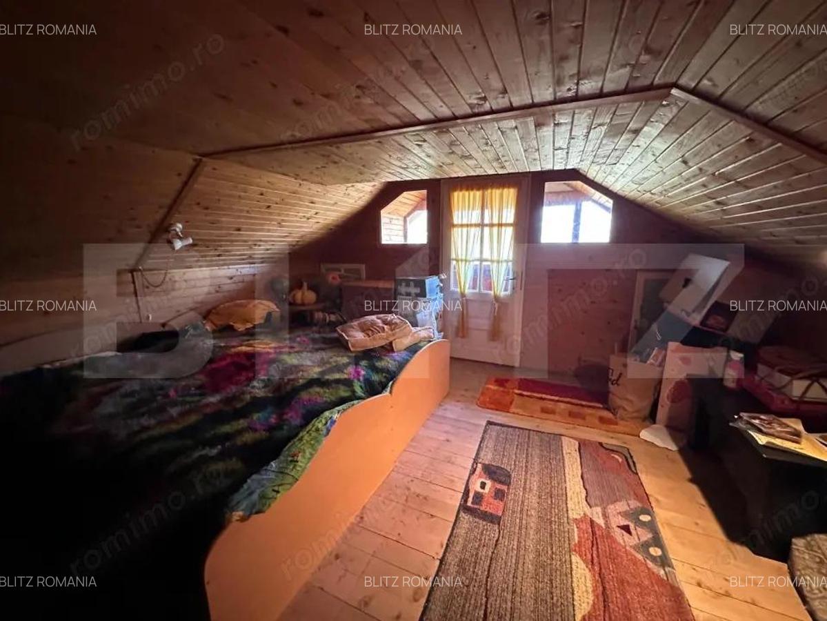 Casa de vacanta de vanzare, in Lisnau - Comuna Ozun - 8