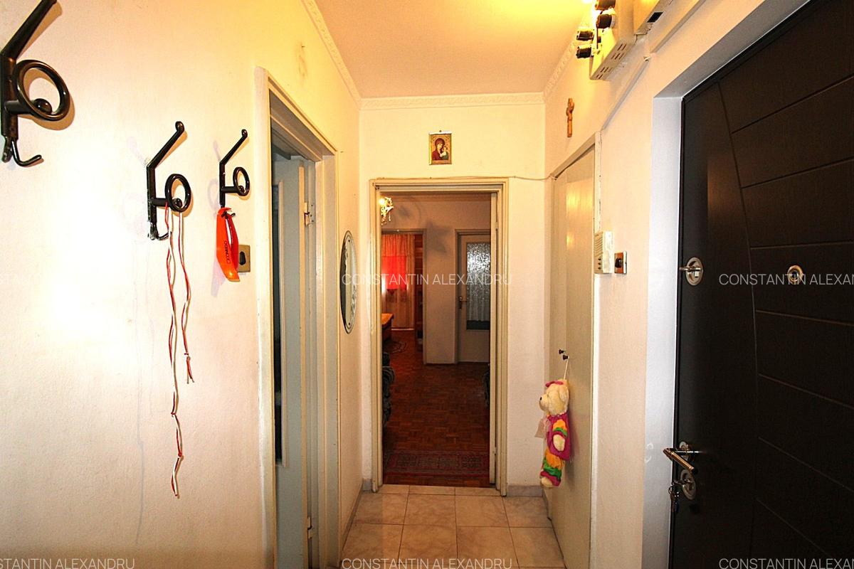 Apartament cu 3 camere in Mazepa1 - 9