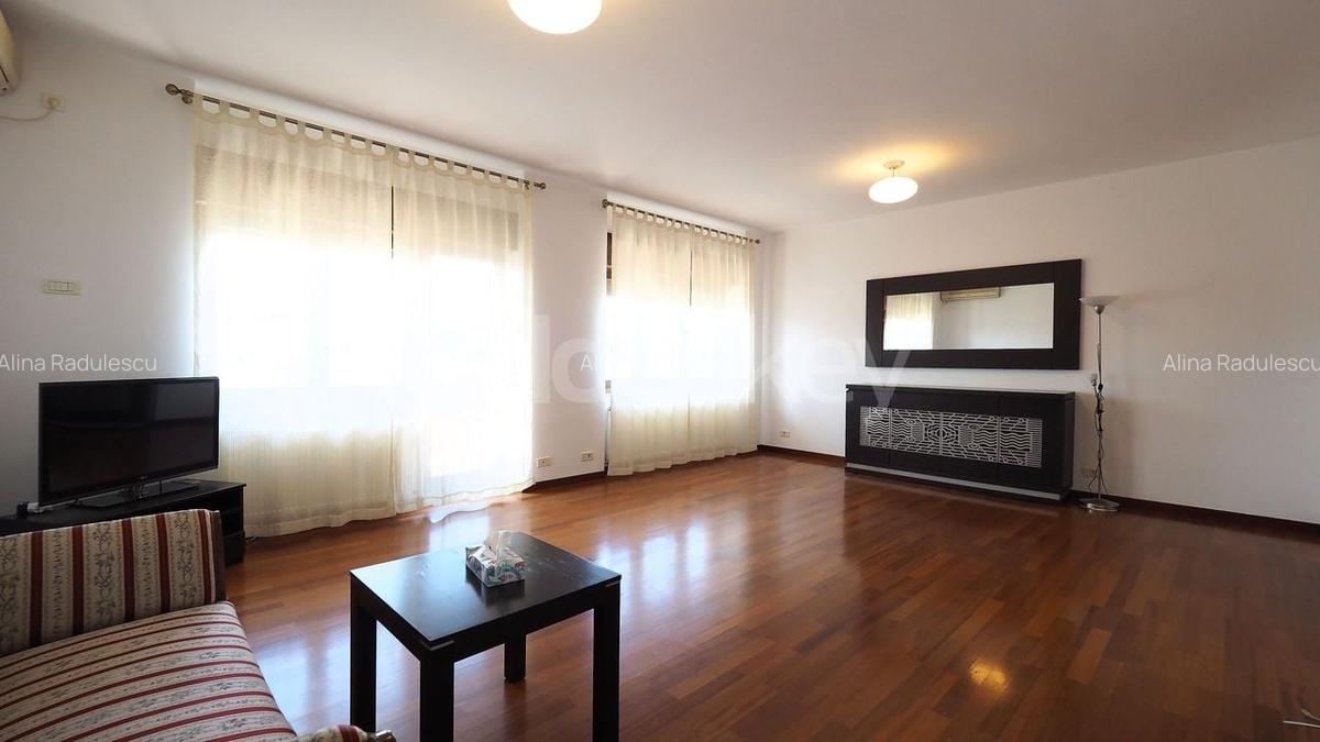 Apartament generos cu 4 camere | vedere panoramica Sud | terasa si garaj - 3