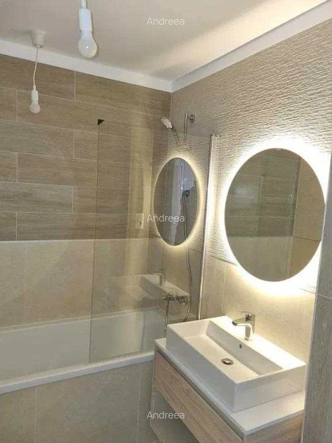 Apartament cu 3 camere decomandat în Astra - 2