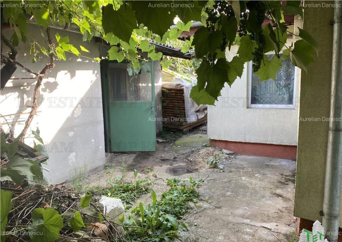 Casa de adiacent pod Colentina - 13