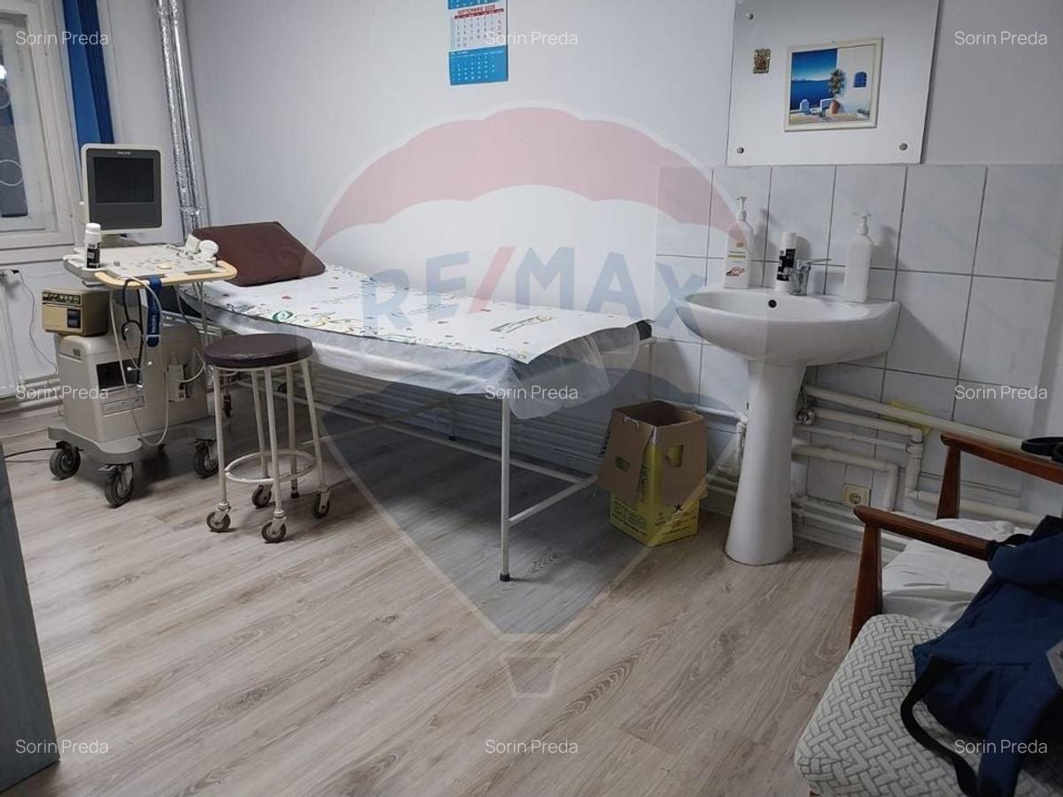Spatiu comercial/Cabinet medical - 21 Spatiu comercial/Cabinet medical - 21