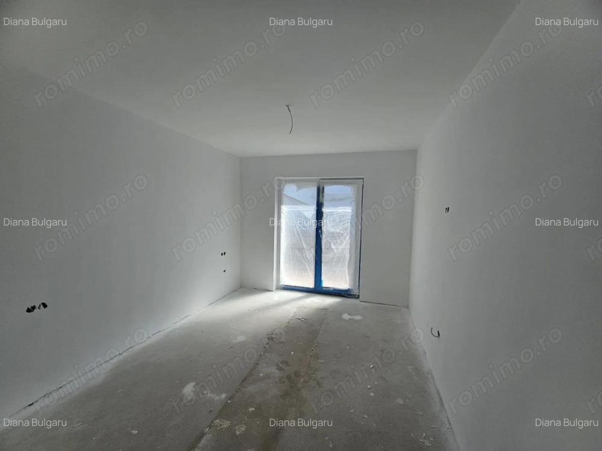 Despartit prin garaj. Posibilitate personalizare - 2