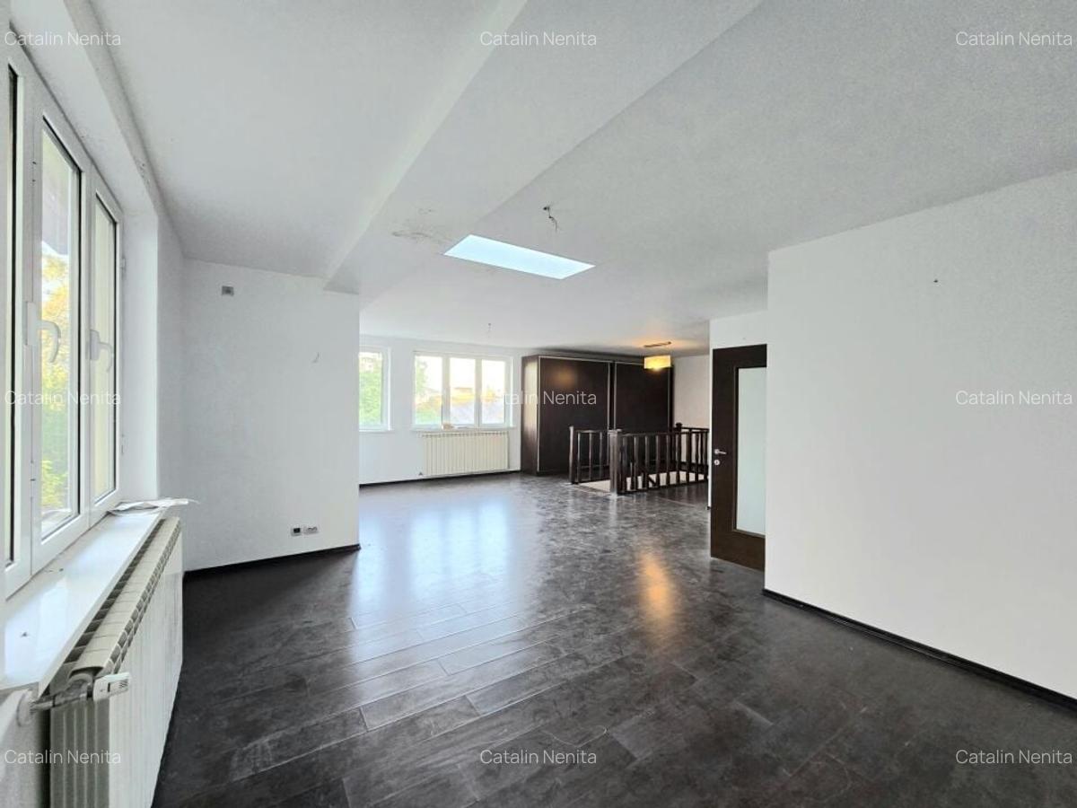 Apartament cu 6 camere nedecomandat în Moșilor - 19
