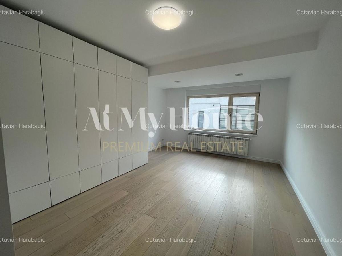 Apartament foarte spatios cu 6 camere, partial mobilat, 2 parcari, langa PARC - 12