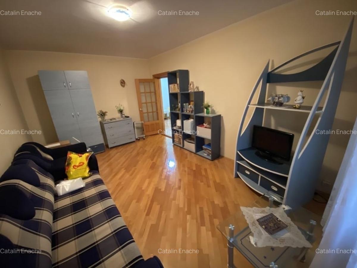 Apartament  2 camere Zona Capela Militară - etaj 6/10 - 56 mp - 5