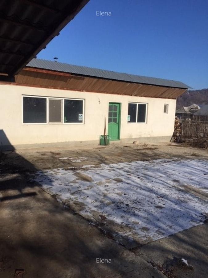 Vanzare Casa (hala )sediu firma - ,birouri,curte betonata - 7