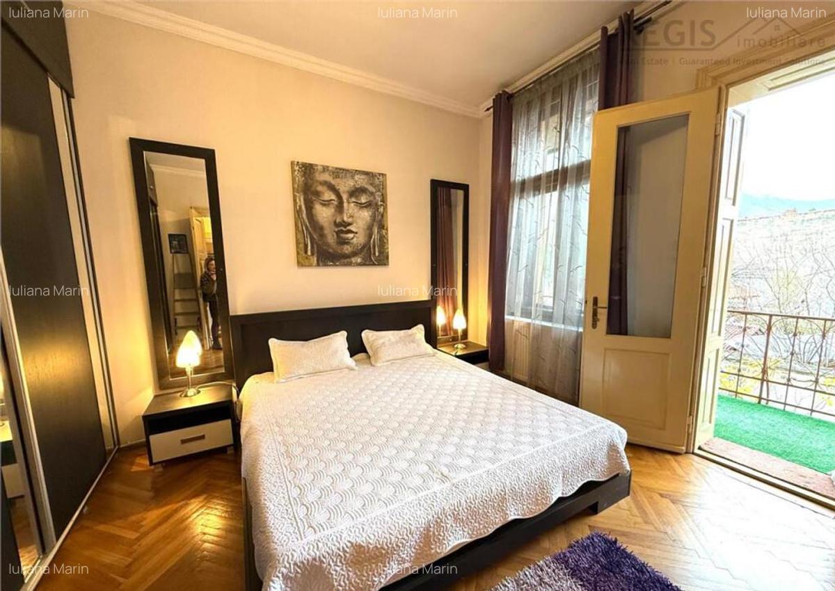 Apartament 2 camere cu terasa si curte iprivata n Centrul Br - 1