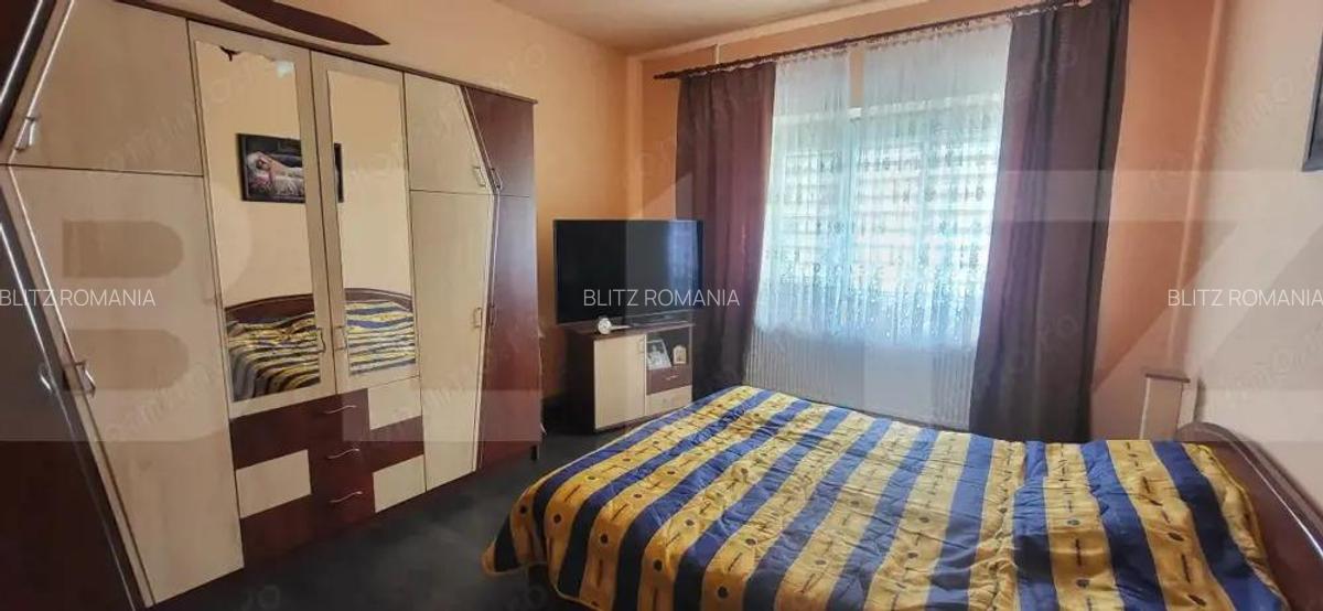 Casa cu 4 camere de vanzare in Sanandrei - Centru - 4