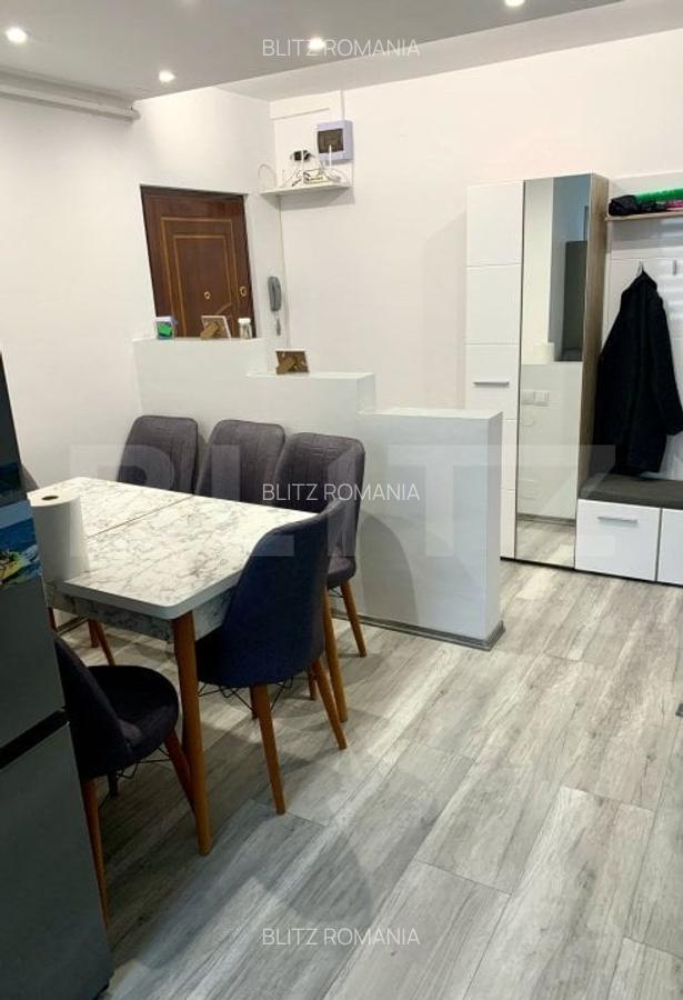Apartament de vanzare cu 2 camere, 53 mp, zona Unirii - 1