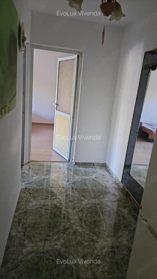 De inchiriat Apartament 2 camere, decomandat, zona Titan Trapezului - 2