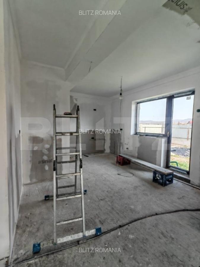 Casa de vanzare Tarlungeni - 5 camere, teren, garaj, intabulata - 5