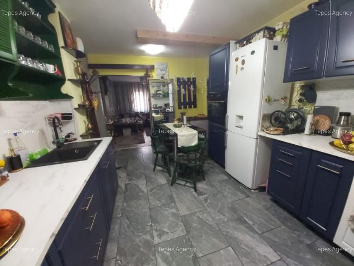 Apartament 4 camere decomandat, Timisoara, Girocului, et.3, mobilat, utilat, garaj - 2