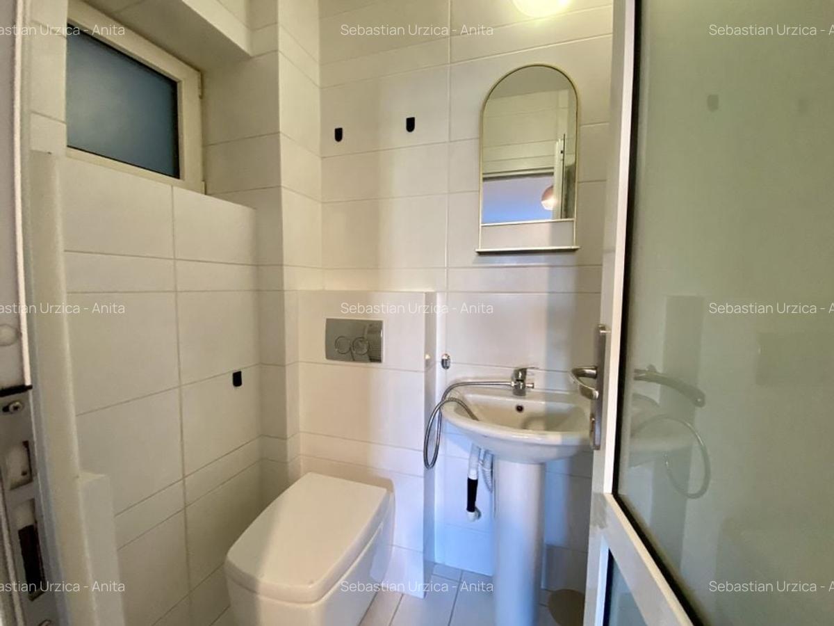 Apartament cu 3 camere in Centrul Civic - 12