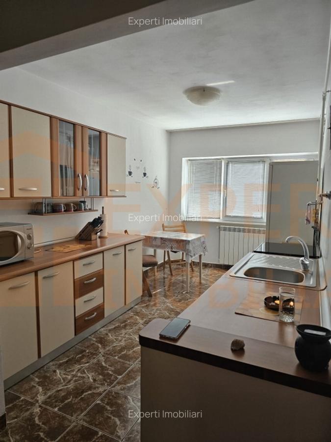Apartament 4 camere zona Dacia - 1