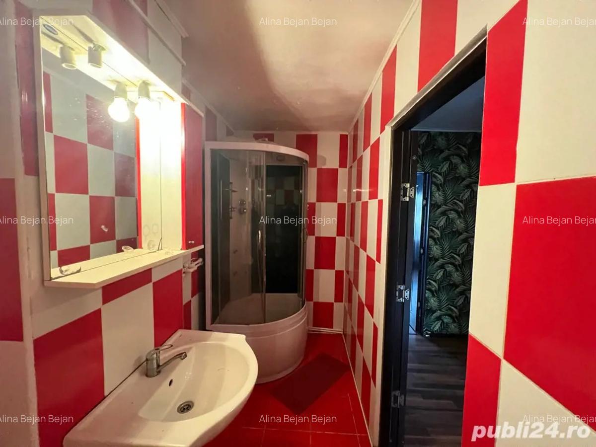 Apartament de vanzare 4 camere - 2