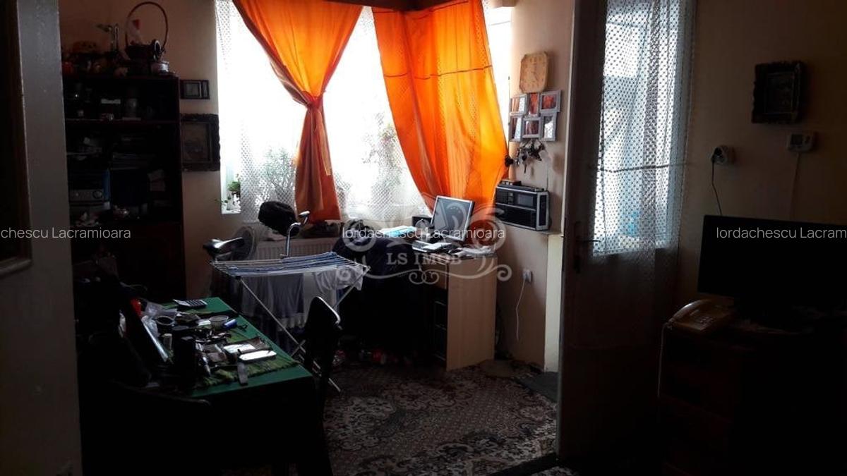 Casă cu 7 camere în Central - 5