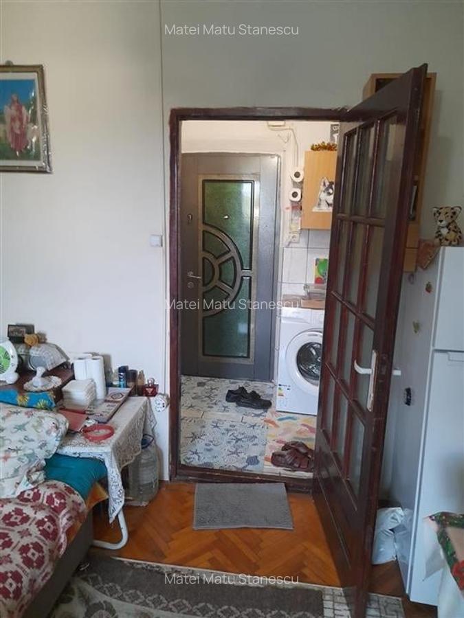 Garsoniera Etaj 2 zona Buziasului - 4